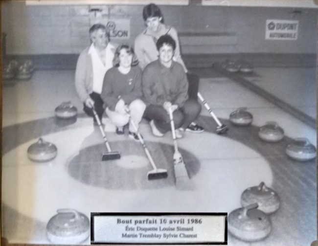 Bout Parfait réalisé le 10 avril 1986.
Éric Duquette, Louise Simard, Martin Tremblay et Sylvie Charest